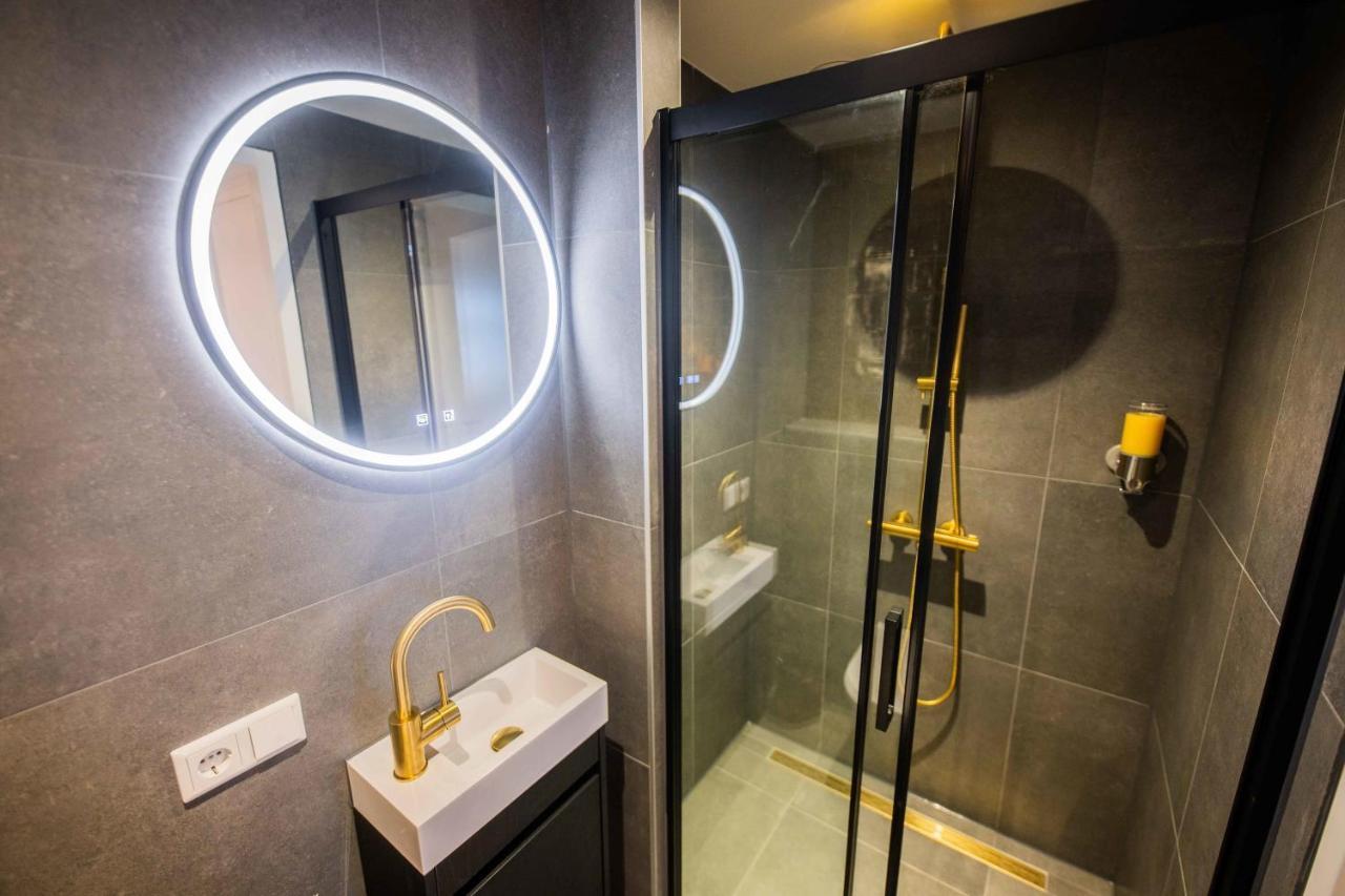 Luxurious 35M2 Designer Studio - R51A Eindhoven Bagian luar foto